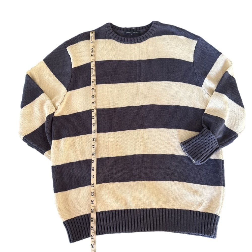 COPY - Brandy Melville thick strip sweater. - Picture 3 of 4